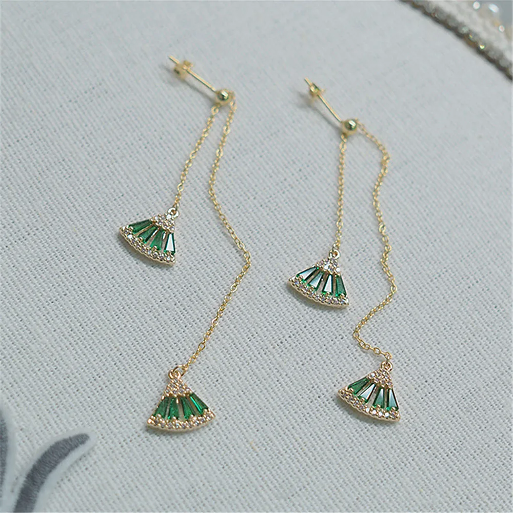 Green Sparkling Sector Zircon Tassel Long Dangle Earrings For Women 925 Sterling Silver Earrings Wedding Jewelry Gifts
Green Sparkling Sector Zircon Tassel Long Dangle Earrings For Women 925 Sterling Silver Earrings Wedding Jewelry Gifts