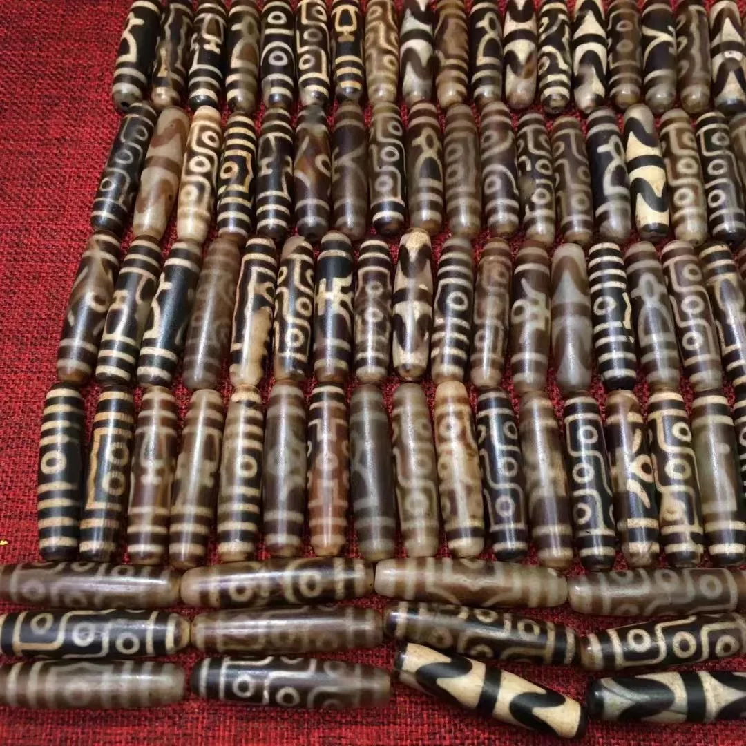 100pcs/lot fine natural agate dzi wholesale folk-custom Combination pattern Perfect appearance Old Weathered pattern accessories
100pcs/lot fine natural agate dzi wholesale folk-custom Combination pattern Perfect appearance Old Weathered pattern accessories