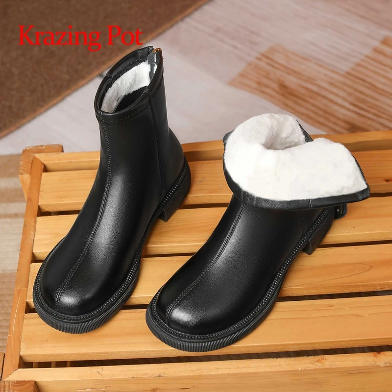 Ботинки-челси из натуральной кожи с круглым носком, на среднем каблуке 
Ботинки-челси из натуральной кожи с круглым носком, на среднем каблуке