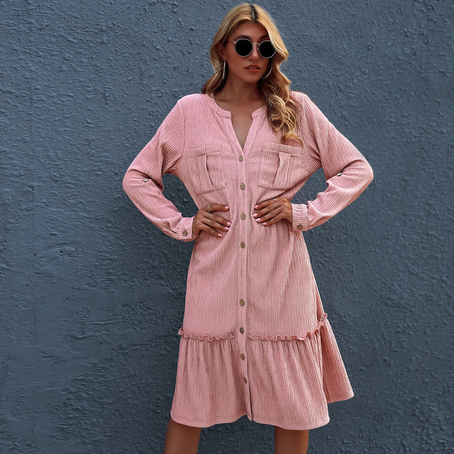 Women Vintage Ruffled Front Button A-line Dress Long Sleeve Stand Collar Solid Elegant Casual Mini Dress 2021 Spring New Dress
Women Vintage Ruffled Front Button A-line Dress Long Sleeve Stand Collar Solid Elegant Casual Mini Dress 2021 Spring New Dress