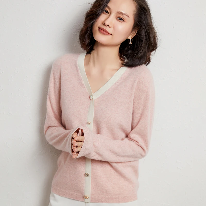 BELIARST 2020 Spring and Autumn New 100% Pure Wool Sweater Woman V-neck Hollow Knit Cardigan Fashion Slim Base Sweater Jacket
BELIARST 2020 Spring and Autumn New 100% Pure Wool Sweater Woman V-neck Hollow Knit Cardigan Fashion Slim Base Sweater Jacket