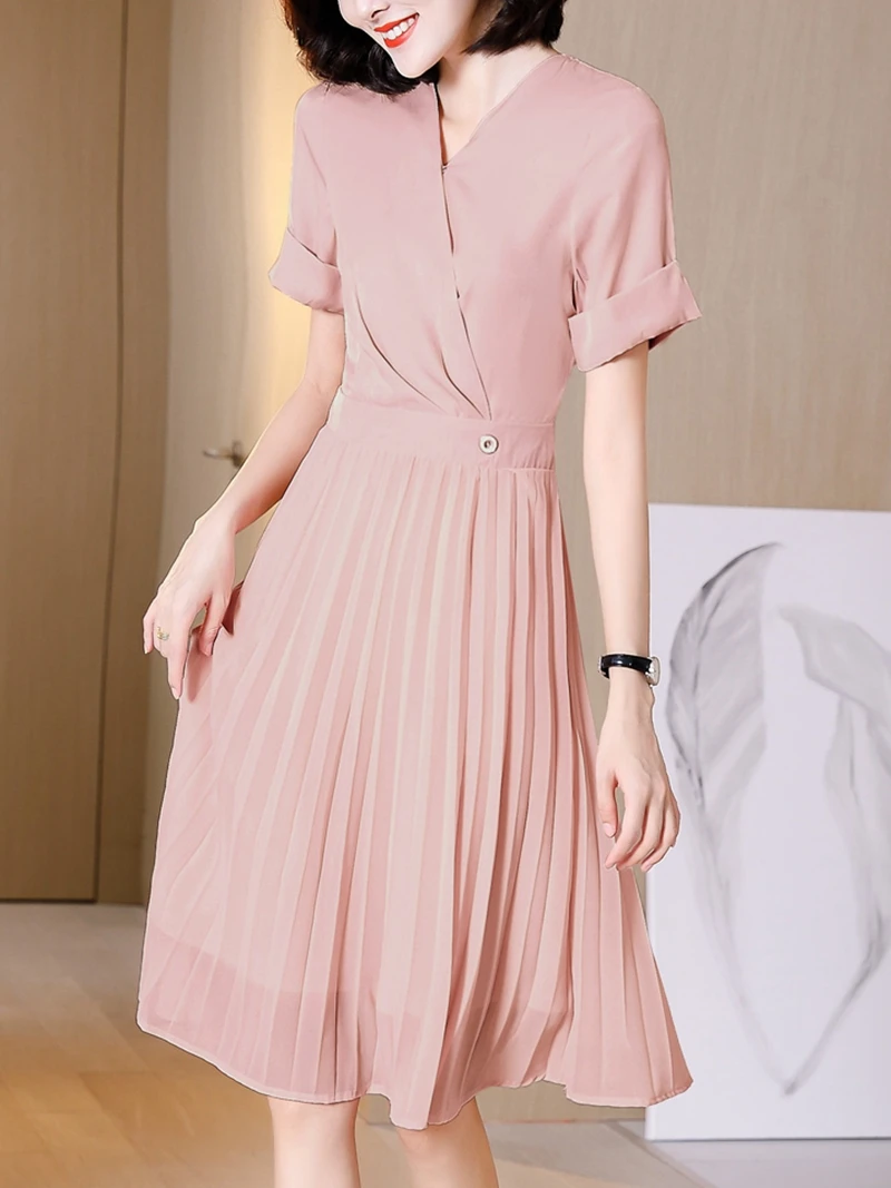 Summer chiffon dress women casual cross V-neck slim pleated dress fashion office ladies OL work midi dress
Summer chiffon dress women casual cross V-neck slim pleated dress fashion office ladies OL work midi dress