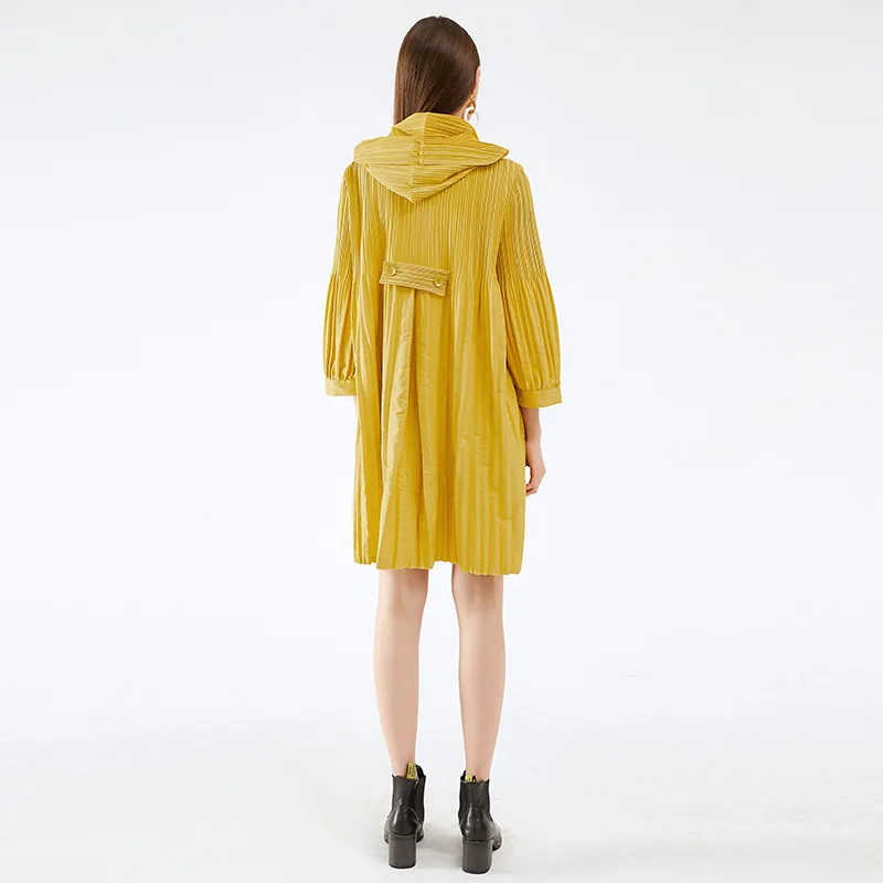 LANMREM 2020 pleated clothes Autumn New mid length trench coat Loose Women's double-breasted hooded windbreaker for women YK022
LANMREM 2020 pleated clothes Autumn New mid length trench coat Loose Women's double-breasted hooded windbreaker for women YK022