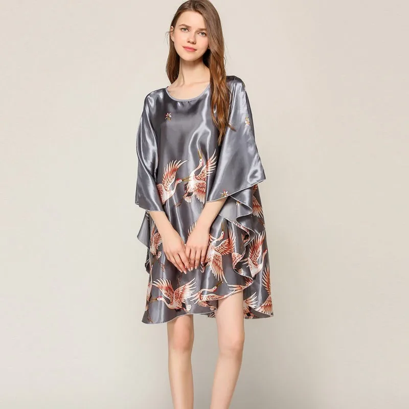 Plus Size Black Women's Summer Lounge Robe Lady New Sexy Home Dress Rayon Nightgown Large Loose Sleepwear Bathrobe Gown S002-B
Plus Size Black Women's Summer Lounge Robe Lady New Sexy Home Dress Rayon Nightgown Large Loose Sleepwear Bathrobe Gown S002-B