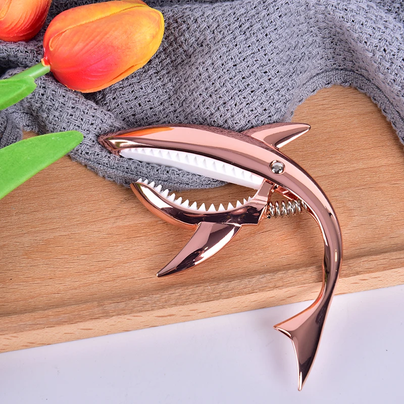 Shark Guitar Capo Zinc Alloy Universal Quick Change Clamp For Acoustic Classic Electric Guitarra Musical Instrument Accessories 
Shark Guitar Capo Zinc Alloy Universal Quick Change Clamp For Acoustic Classic Electric Guitarra Musical Instrument Accessories