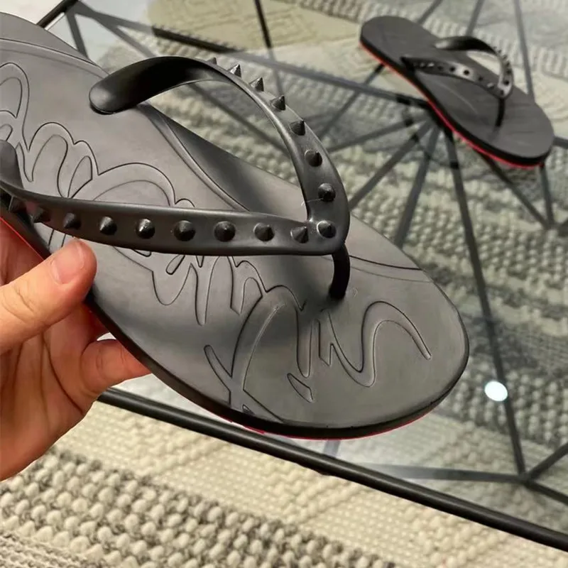Fashion Brand Slippers Original Top Qualified Sandals New Christian Unique Design Nail Shoes Slides Of Louboutin For Men Women
Fashion Brand Slippers Original Top Qualified Sandals New Christian Unique Design Nail Shoes Slides Of Louboutin For Men Women