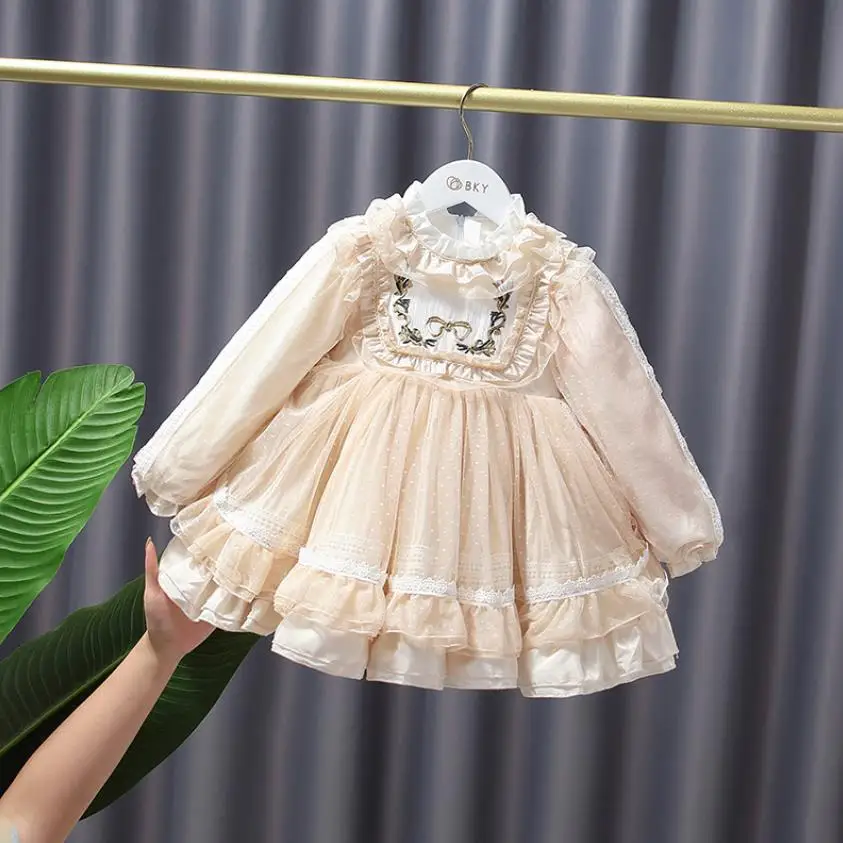 Autumn New Lolita Vintage Lace Princess Spanish Puff Sleeve Ball Gown Mesh Dress For Baby Girls Birthday Party Easter Gift L1316
Autumn New Lolita Vintage Lace Princess Spanish Puff Sleeve Ball Gown Mesh Dress For Baby Girls Birthday Party Easter Gift L1316