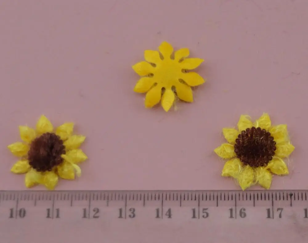 200PCS 2.2cm 0.85" mini yellow velvet Sunflower Patches Applique for Kids DIY,Children Boutique Handmade material
200PCS 2.2cm 0.85" mini yellow velvet Sunflower Patches Applique for Kids DIY,Children Boutique Handmade material