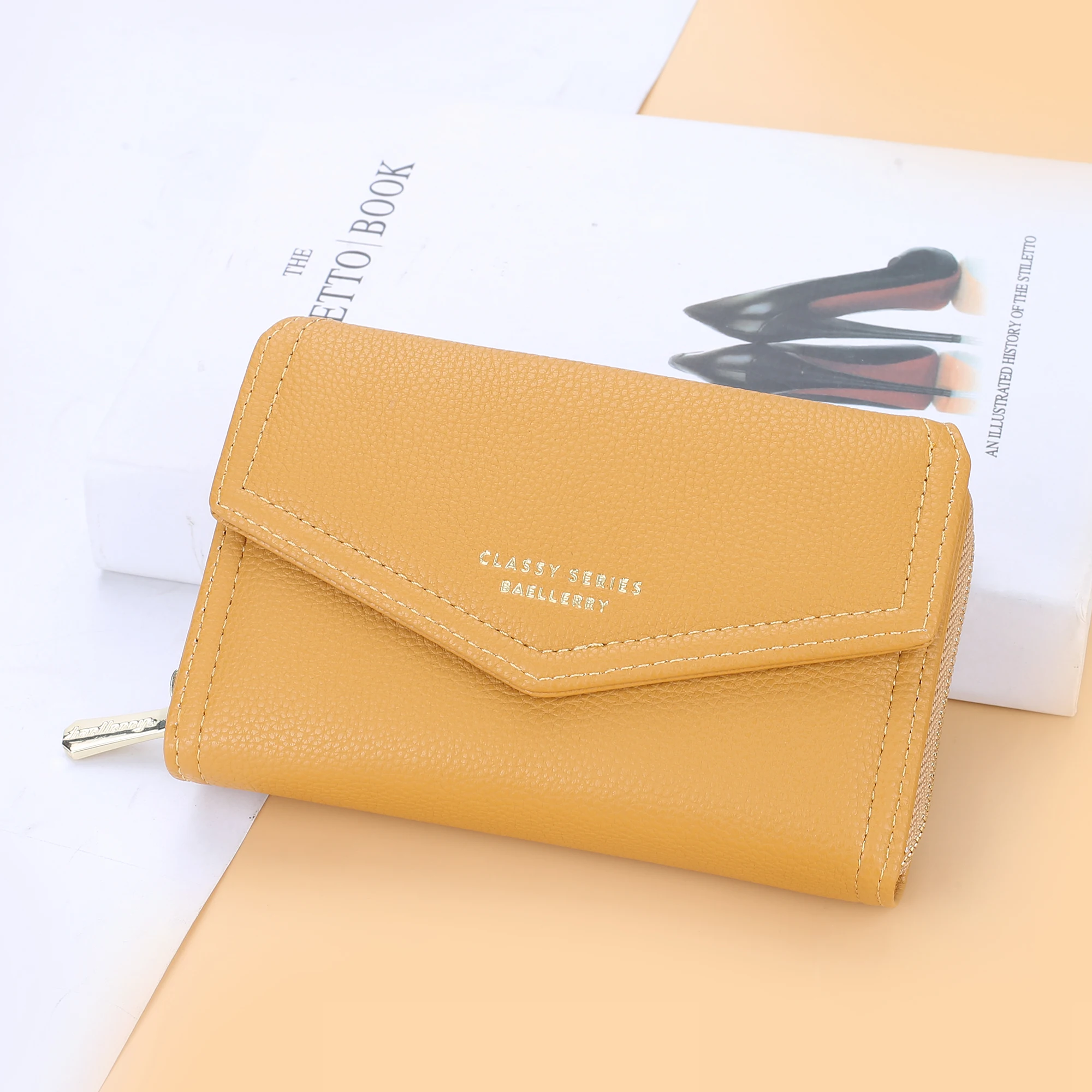 2021 New Women's Wallet Simple And Sweet Gold/Pink Litchi Grain Zipper Pocket Wallet Fashion Hand Holding Small Short Purse
2021 New Women's Wallet Simple And Sweet Gold/Pink Litchi Grain Zipper Pocket Wallet Fashion Hand Holding Small Short Purse