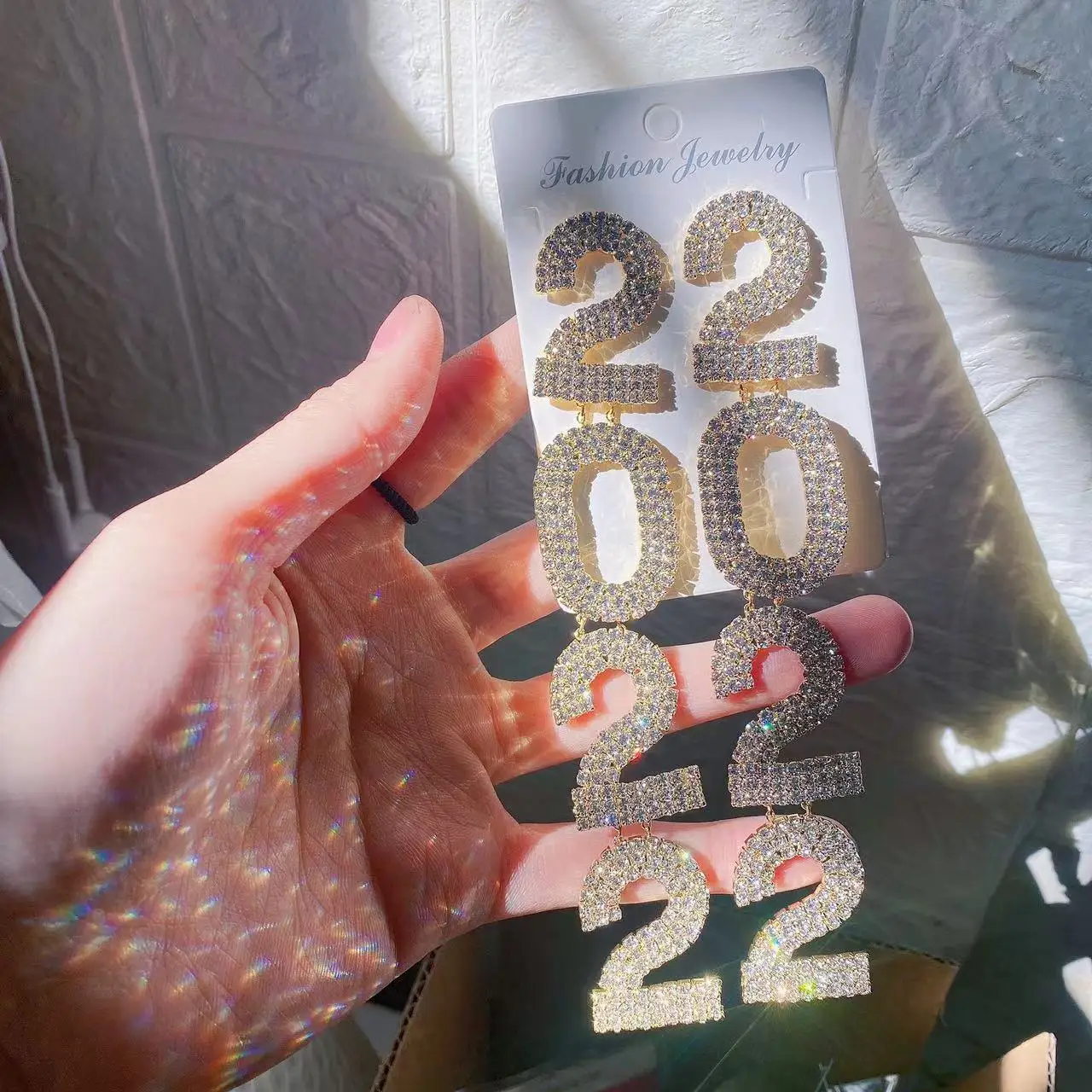 Exaggerated luxury Rhinestone custom year 2022 large earrings earrings women's jewelry glittering crystal irregular Pendant Earr
Exaggerated luxury Rhinestone custom year 2022 large earrings earrings women's jewelry glittering crystal irregular Pendant Earr