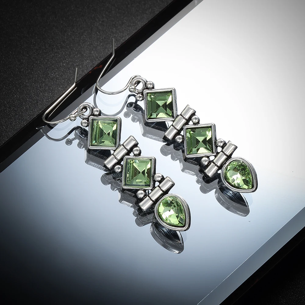 New Style Green Crystal Zirconia Drop Earrings Bridal Wedding Jewelry for Women Wholesale Earrings for Women
New Style Green Crystal Zirconia Drop Earrings Bridal Wedding Jewelry for Women Wholesale Earrings for Women