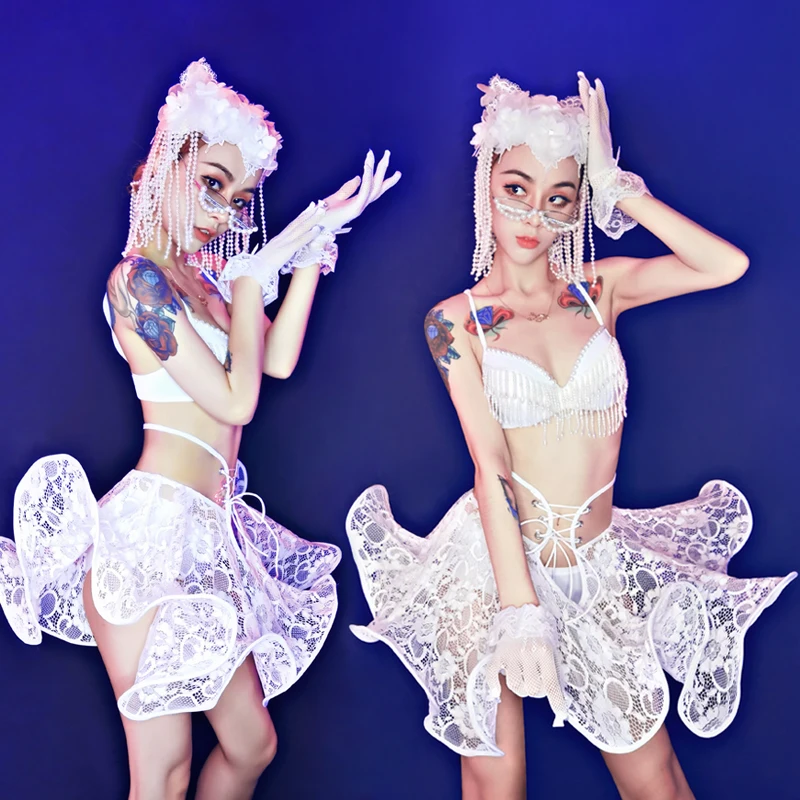 Женский костюм для ночного клуба GoGo, комплект бикини, кружевная юбка с листьями лотоса, костюм для джазовых представлений, костюм для певицы...
Женский костюм для ночного клуба GoGo, комплект бикини, кружевная юбка с листьями лотоса, костюм для джазовых представлений, костюм для певицы...