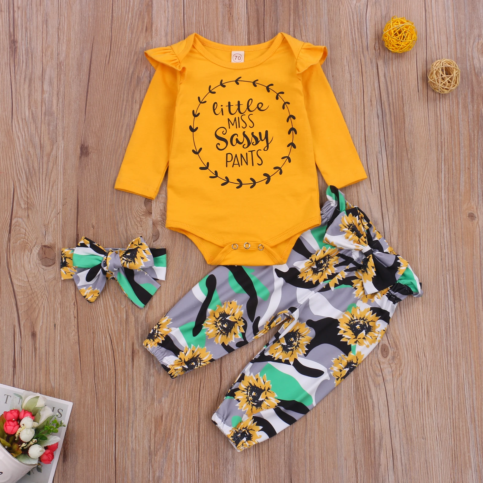 3Pcs Newborn Baby Casual Outfits Infant Letter Print Fly Sleeve Round Neck Romper Floral Trouser Headband with Bowknot Outfits
3Pcs Newborn Baby Casual Outfits Infant Letter Print Fly Sleeve Round Neck Romper Floral Trouser Headband with Bowknot Outfits