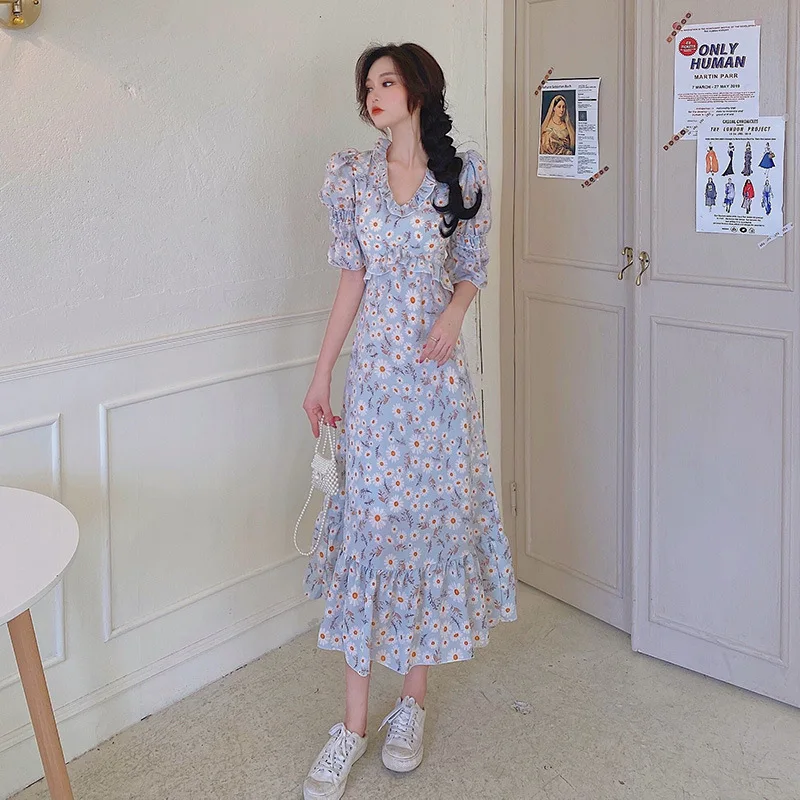 Tmwevn Summer French Retro V-neck Daisy Print Fishtail Dress
Tmwevn Summer French Retro V-neck Daisy Print Fishtail Dress