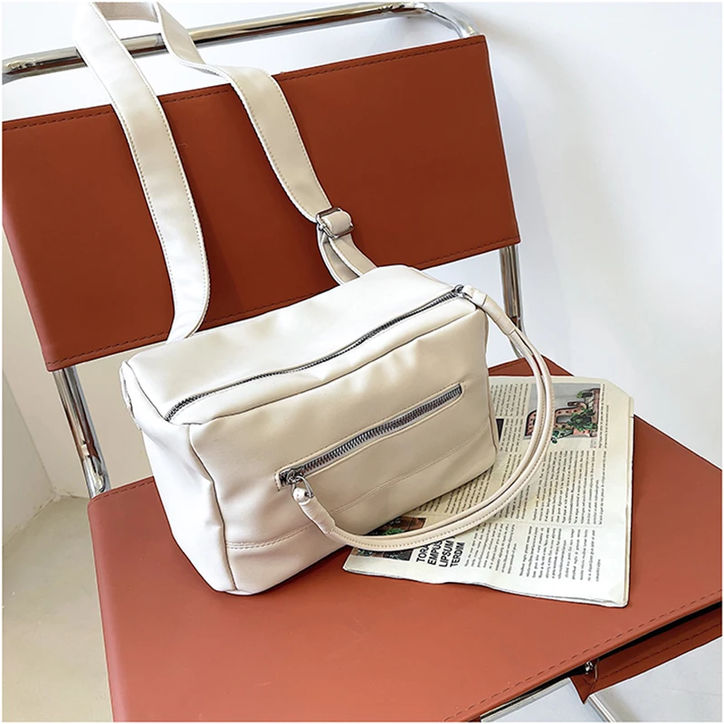 Сумки для женщин кожаная вместительная сумка женская сумка 2021 новый стиль модная универсальная простая сумка на плечо сумка-тоут
Сумки для женщин кожаная вместительная сумка женская сумка 2021 новый стиль модная универсальная простая сумка на плечо сумка-тоут