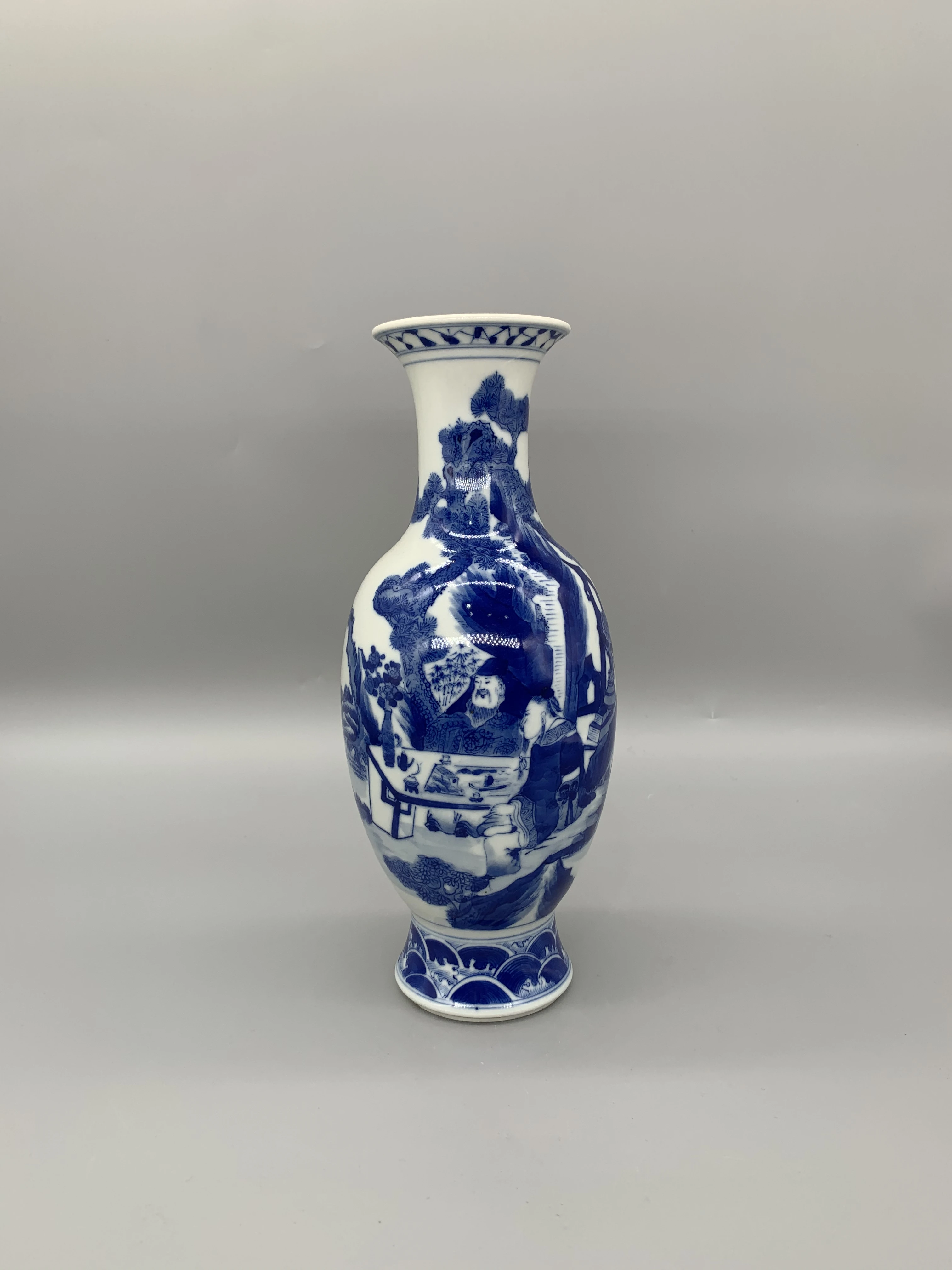 Qing Guangxu blue and white porcelain, Chinese antiques, Chinese vases, pottery, antique porcelain, China
Qing Guangxu blue and white porcelain, Chinese antiques, Chinese vases, pottery, antique porcelain, China