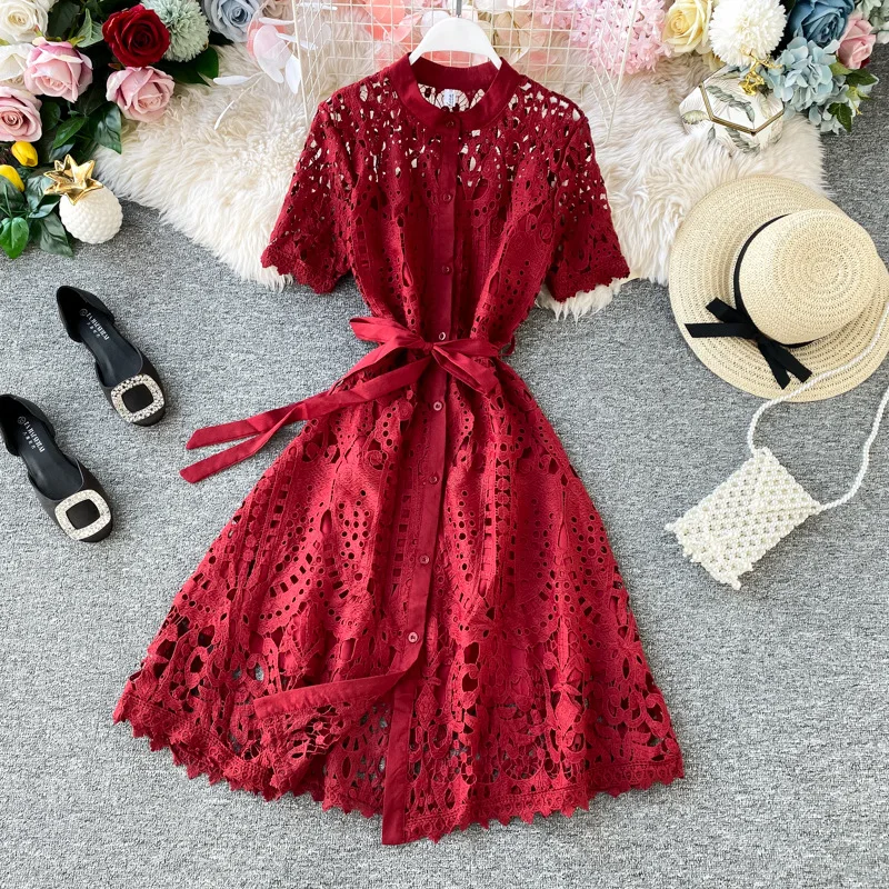 New Hollow Temperament Ladies Fashion Stand Collar Long Sleeve Lace Dress Single-breasted Waist Length Dress
New Hollow Temperament Ladies Fashion Stand Collar Long Sleeve Lace Dress Single-breasted Waist Length Dress