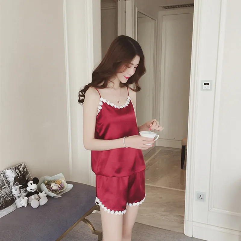 Пикантное женское нижнее белье, Женский пижамный комплект, сексуальная ночная рубашка без рукавов, милый топ на бретельках и шорты, пижамны...
Пикантное женское нижнее белье, Женский пижамный комплект, сексуальная ночная рубашка без рукавов, милый топ на бретельках и шорты, пижамны...
