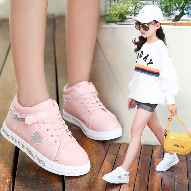 2021 Children Shoes School Pu Tennis Shoes Lovely Girls Princess Casual Shoes Kids Running Sneakers Fashion Sequins
2021 Children Shoes School Pu Tennis Shoes Lovely Girls Princess Casual Shoes Kids Running Sneakers Fashion Sequins