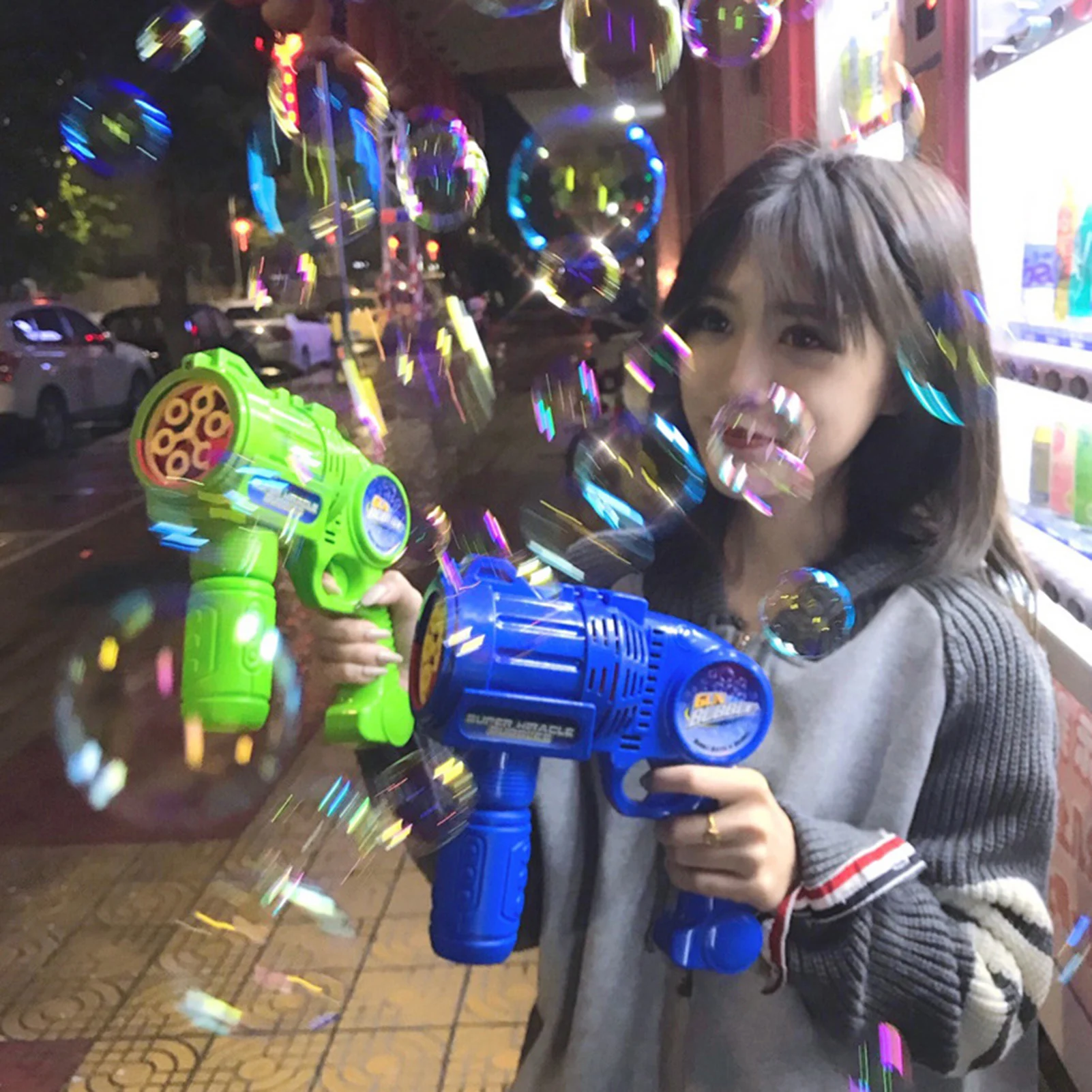Bubble Machine Automatic Bubble Blower Bubble Making Toy Bubble Maker Gun Indoor Outdoor Bubble Machine For Kids
Bubble Machine Automatic Bubble Blower Bubble Making Toy Bubble Maker Gun Indoor Outdoor Bubble Machine For Kids