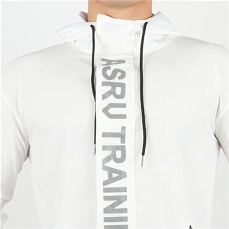 New Men Quick Dry Skin Jackets Coats Ultra-Light Casual Windbreaker Waterproof Windproof Brand Clothing Men's Outdoor Clothing
New Men Quick Dry Skin Jackets Coats Ultra-Light Casual Windbreaker Waterproof Windproof Brand Clothing Men's Outdoor Clothing