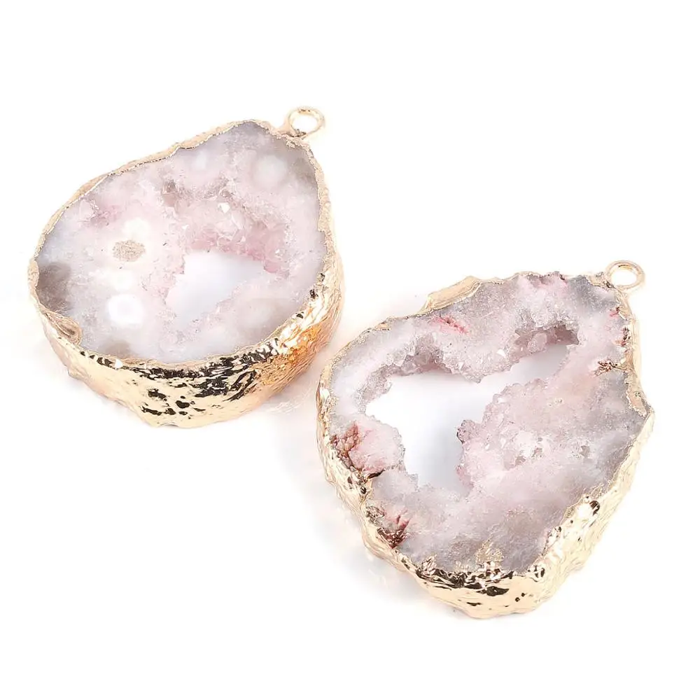 LE SKY Natural Stone Crystal Bud Golden Agates Pendant Necklace Pendant For Jewelry Making DIY Necklace Size 32x48x7mm
LE SKY Natural Stone Crystal Bud Golden Agates Pendant Necklace Pendant For Jewelry Making DIY Necklace Size 32x48x7mm