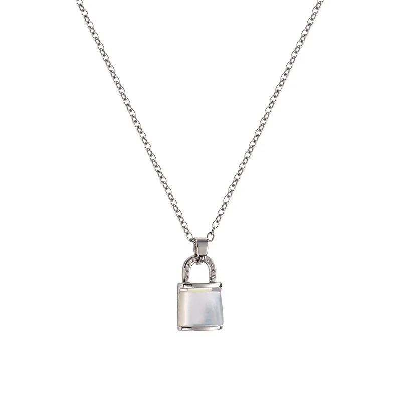 New style design sense small lock pendant necklace female titanium steel personality net celebrity fashion clavicle chain
New style design sense small lock pendant necklace female titanium steel personality net celebrity fashion clavicle chain