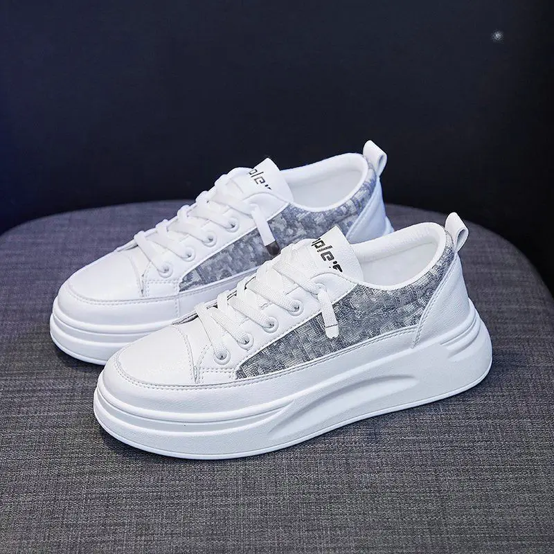 Women Sneakers 2021 New Fashion Canvas Vulcanized Shoes Mixed Color Casual Sports Shoes for Woman Suede Leather Comfort Sneakers
Women Sneakers 2021 New Fashion Canvas Vulcanized Shoes Mixed Color Casual Sports Shoes for Woman Suede Leather Comfort Sneakers