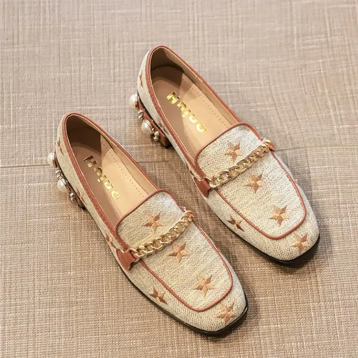 Woman High Heel Shoe 2020 Spring New Female Crew Cut Toe Casaul Shoe Comfortable Loafers Shoes Stars and Chain Link Deco
Woman High Heel Shoe 2020 Spring New Female Crew Cut Toe Casaul Shoe Comfortable Loafers Shoes Stars and Chain Link Deco