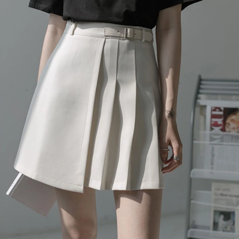HOUZHOU Kawaii Pleated Skirt Women Elegant Asymmetry Patchwork Preppy Style Soild High Waist Mini Skirts Casual Korean Fashion
HOUZHOU Kawaii Pleated Skirt Women Elegant Asymmetry Patchwork Preppy Style Soild High Waist Mini Skirts Casual Korean Fashion