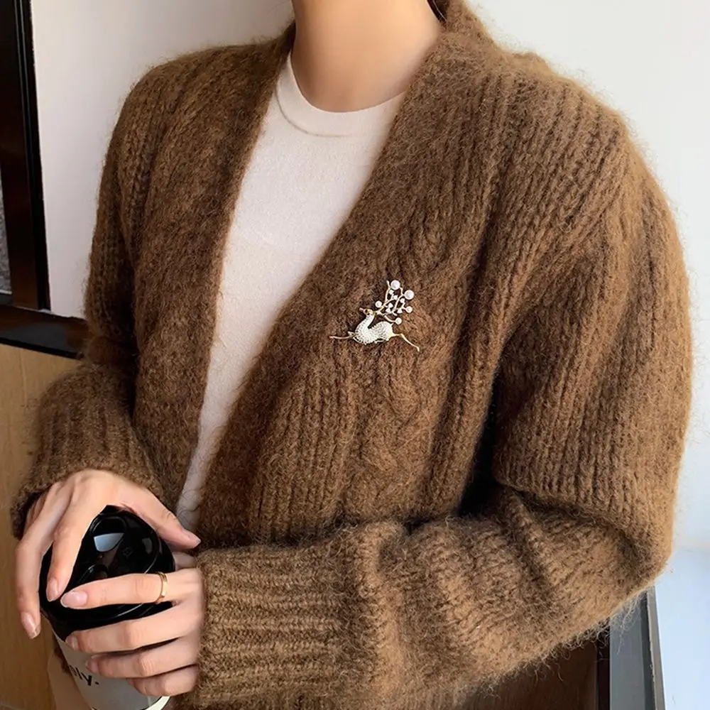 Elegant All-match Alloy Deer Diamond Pearl Female Jewelry Christmas Elk Brooch Rhinestone Pin Korean Style Brooches
Elegant All-match Alloy Deer Diamond Pearl Female Jewelry Christmas Elk Brooch Rhinestone Pin Korean Style Brooches