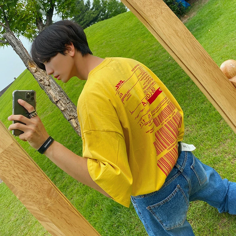 Футболка мужская с коротким рукавом и круглым вырезом, брендовая Свободная Повседневная Молодежная Корейская рубашка с принтом букв, лето
Футболка мужская с коротким рукавом и круглым вырезом, брендовая Свободная Повседневная Молодежная Корейская рубашка с принтом букв, лето