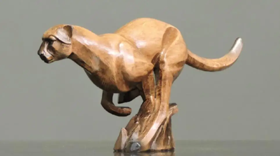 MODERN ABSTRACT CHEETAH SCULPTURE POLYRESIN LEOPARD STATUE ORNAMENT HANDICRAFT ACCESSORIES FOR BUSINESS GIFT AND ROOM DECORATION
MODERN ABSTRACT CHEETAH SCULPTURE POLYRESIN LEOPARD STATUE ORNAMENT HANDICRAFT ACCESSORIES FOR BUSINESS GIFT AND ROOM DECORATION