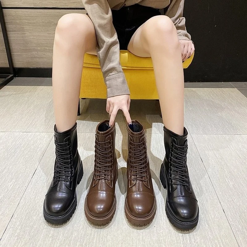 Fashion 2022 autumn and winter new British style thick-soled short boots leather elastic thin boots
Fashion 2022 autumn and winter new British style thick-soled short boots leather elastic thin boots