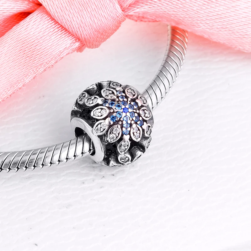 Fits for Europe Charms Bracelets Snowflakes Beads With Blue and Clear CZ 100% 925 Sterling Silver Jewelry Free Shipping
Fits for Europe Charms Bracelets Snowflakes Beads With Blue and Clear CZ 100% 925 Sterling Silver Jewelry Free Shipping