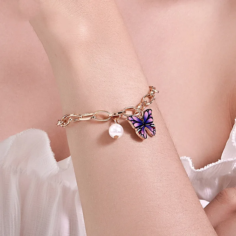 Fashion Sweet Color Butterfly Bangles Thick Chain Bracelet Immation Pearl Pendant Link Charm Jewelry Accessories
Fashion Sweet Color Butterfly Bangles Thick Chain Bracelet Immation Pearl Pendant Link Charm Jewelry Accessories