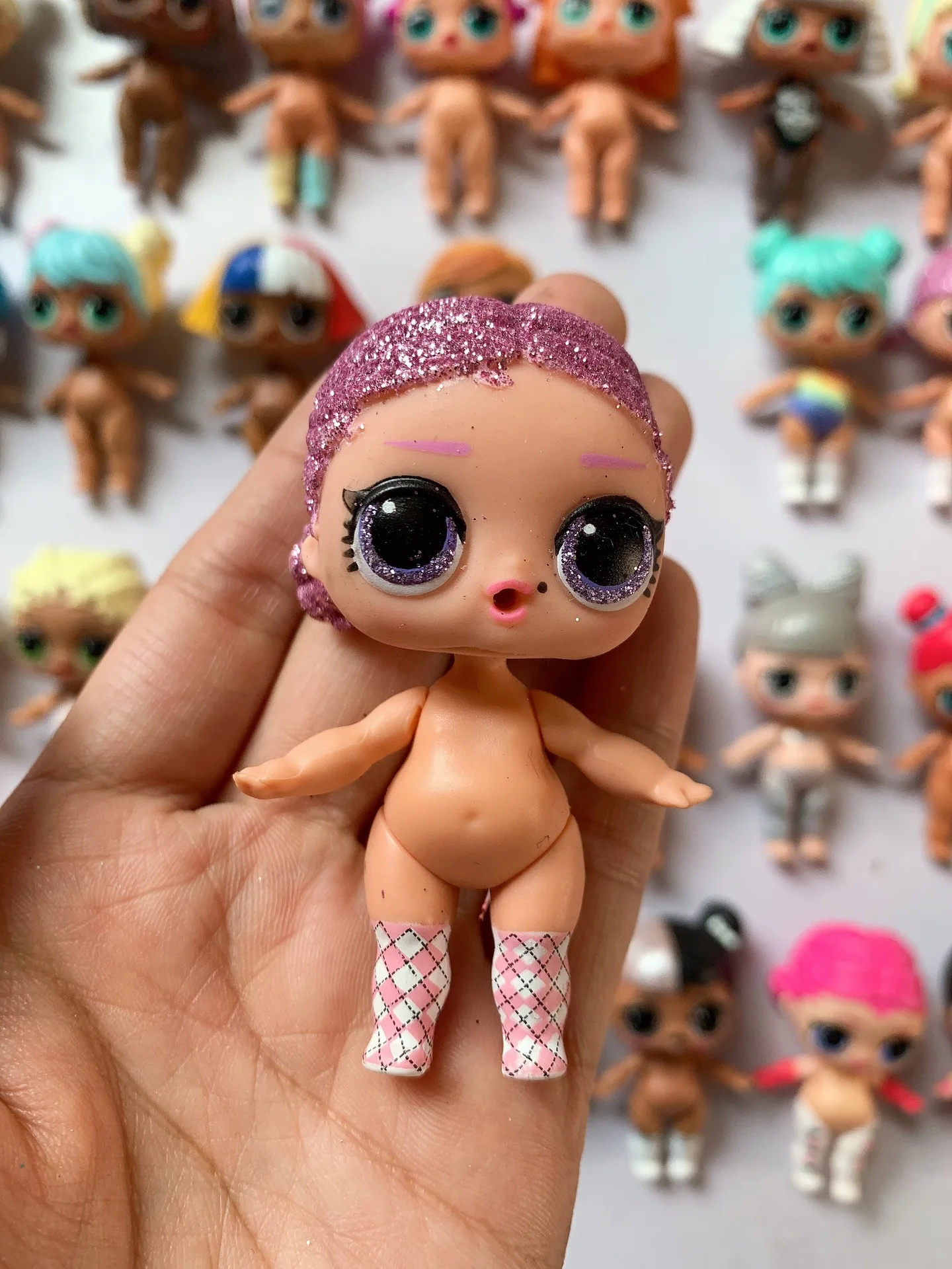 5/10 Sets 100% Original LOLs naked Dolls L.O.L. Surprise 8CM Big sisters Toy Girls Gift
5/10 Sets 100% Original LOLs naked Dolls L.O.L. Surprise 8CM Big sisters Toy Girls Gift