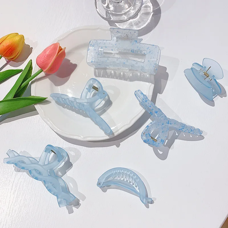 Frosted Hair Clip Jelly Blue Hair Claws Ins Design Fashion Shark Clip Korean Style Bathing Hair Clips Girls Hair Accessories
Frosted Hair Clip Jelly Blue Hair Claws Ins Design Fashion Shark Clip Korean Style Bathing Hair Clips Girls Hair Accessories