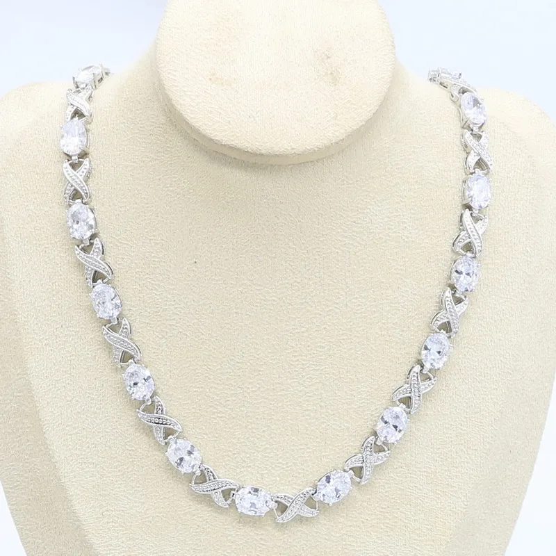 Geometric White Zircon Silver Color Necklace for Women Bridal Jewelry Free Gift Box
Geometric White Zircon Silver Color Necklace for Women Bridal Jewelry Free Gift Box