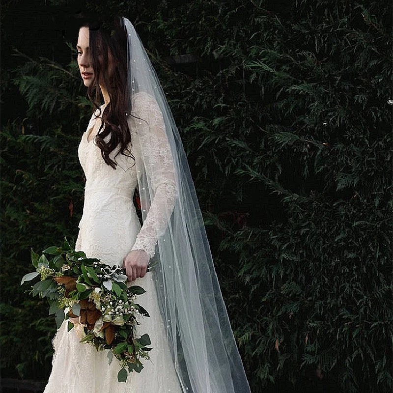 Elegant Long Ivory Wedding Veil with Metal Comb 2021 Pearls Soft Tulle One Layer Cathedral Bridal Veils Wedding Accessories
Elegant Long Ivory Wedding Veil with Metal Comb 2021 Pearls Soft Tulle One Layer Cathedral Bridal Veils Wedding Accessories