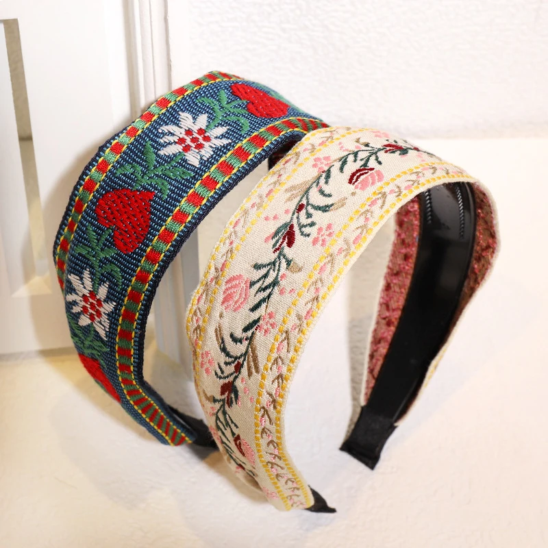 Fashion Women's Hairband Headband Embroidery Flower Headwear National Style Girls Hair Accessories Casual Hair Band Hair Hoop
Fashion Women's Hairband Headband Embroidery Flower Headwear National Style Girls Hair Accessories Casual Hair Band Hair Hoop