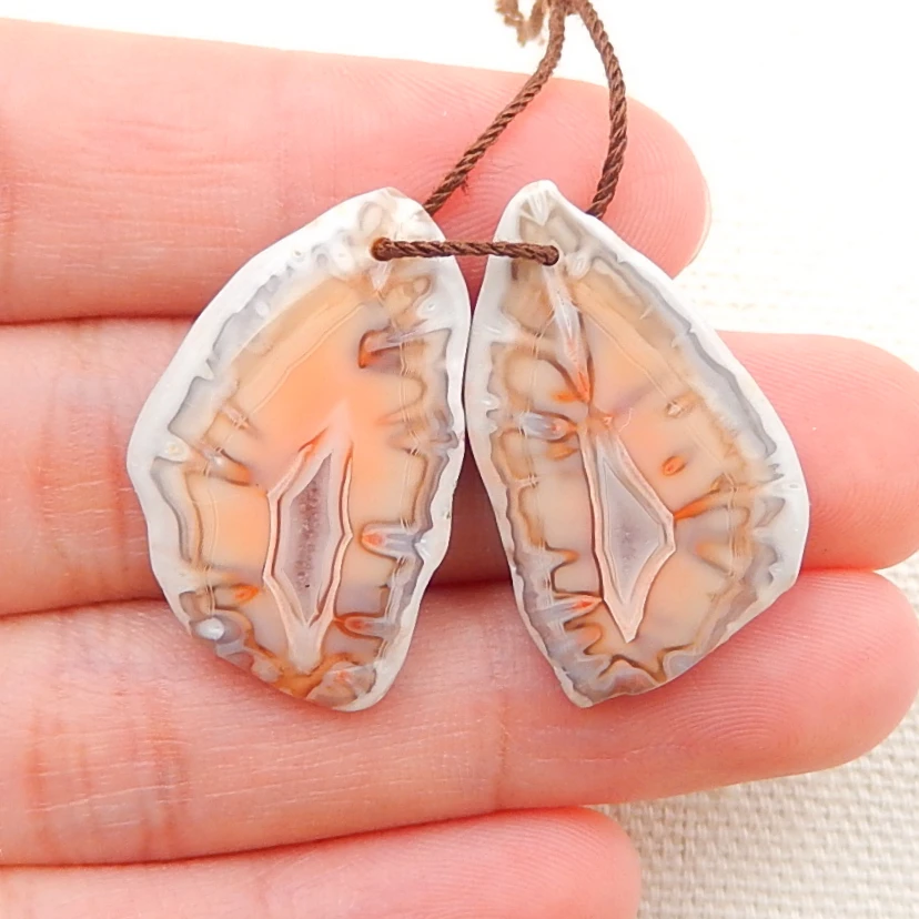 Natural Nugget Pink Agate Drilled Earring Beads Pair For Earring Making 27x16x3.5mm,27x17x4mm,4.8g
Natural Nugget Pink Agate Drilled Earring Beads Pair For Earring Making 27x16x3.5mm,27x17x4mm,4.8g