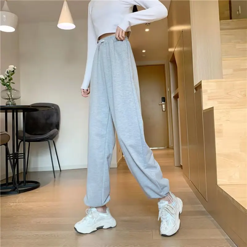 Women's Baggy Joggers Workout Drawstring Waist Athletic Sweatpants with Pocket
Women's Baggy Joggers Workout Drawstring Waist Athletic Sweatpants with Pocket