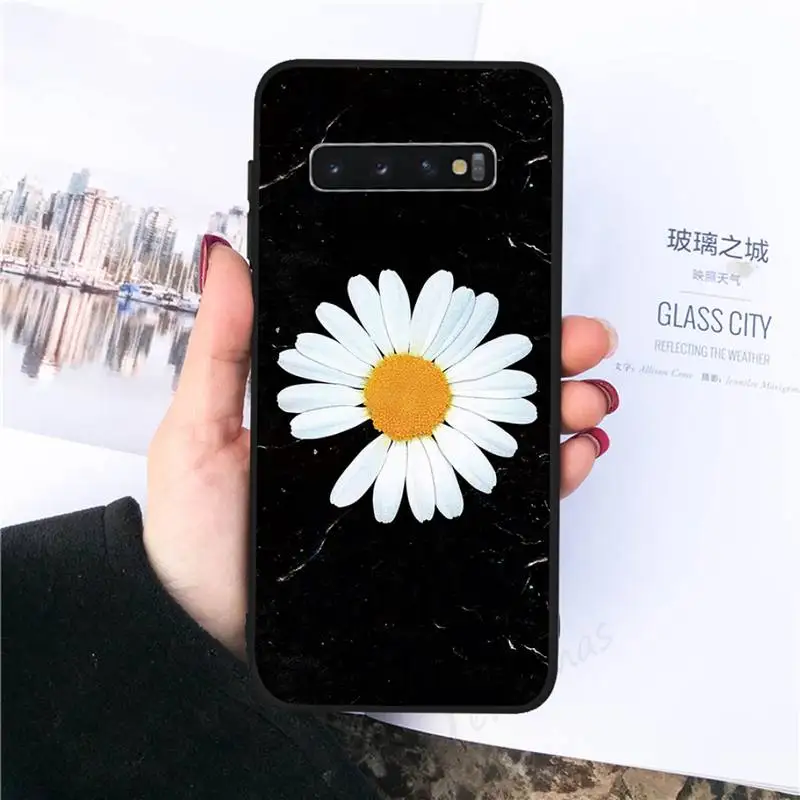 Black White Flower Daisy Phone Case For Samsung galaxy S 8 9 10 20 21 30 A 30 50 51 70 note 10 plus Ultra 5g
Black White Flower Daisy Phone Case For Samsung galaxy S 8 9 10 20 21 30 A 30 50 51 70 note 10 plus Ultra 5g