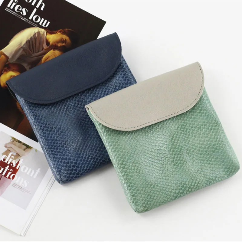 Serpentine PU Leather Waterproof Women Coin Wallet Sanitary Napkin Storage Jewelry Bag Portable Save Mask Children wallet Purse
Serpentine PU Leather Waterproof Women Coin Wallet Sanitary Napkin Storage Jewelry Bag Portable Save Mask Children wallet Purse