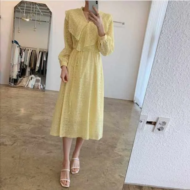 2021 Spring New Korean Style Ins French Elegant Large Lapel Lace Crocheted Age-Reducing Waist Dress
2021 Spring New Korean Style Ins French Elegant Large Lapel Lace Crocheted Age-Reducing Waist Dress