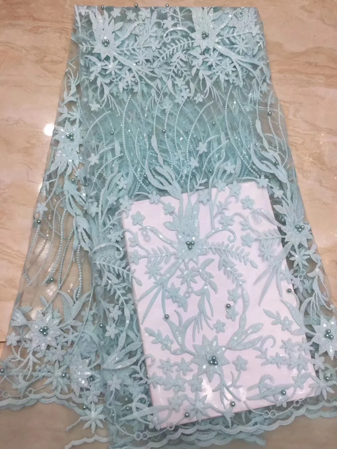 Red Soft 100% Cotton African Tulle Lace Fabric Latest 2019 High Quality Swiss Voile Lace In Switzerland For Wedding Dress
Red Soft 100% Cotton African Tulle Lace Fabric Latest 2019 High Quality Swiss Voile Lace In Switzerland For Wedding Dress