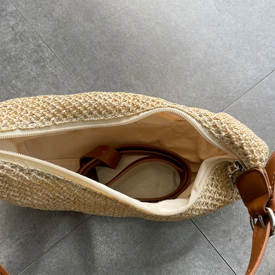 Straw Weave Baguettte Women Handbags Solid Striped Large-Capacity Woman Shoulder Bag Summer Casual Fashion Daily Shopping Tote
Straw Weave Baguettte Women Handbags Solid Striped Large-Capacity Woman Shoulder Bag Summer Casual Fashion Daily Shopping Tote