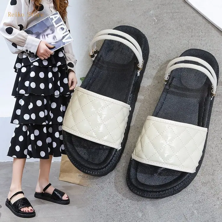 Women Slippers Summer New Internet Celebrity Two-Way Sandals Fairy Style Students over Best-Selling Flat Roman Style Shoes Tide
Women Slippers Summer New Internet Celebrity Two-Way Sandals Fairy Style Students over Best-Selling Flat Roman Style Shoes Tide