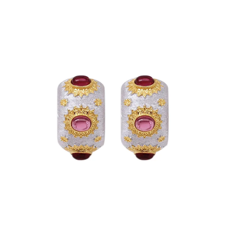 S925 Silver Gold-plated Color Zirconium Stud Earrings Light Luxury Retro Women Fashion Earrings 210316-45
S925 Silver Gold-plated Color Zirconium Stud Earrings Light Luxury Retro Women Fashion Earrings 210316-45